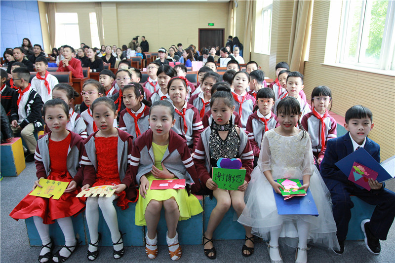 15050014.jpg