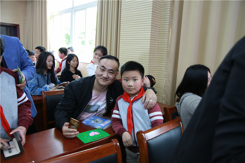 15050461.jpg